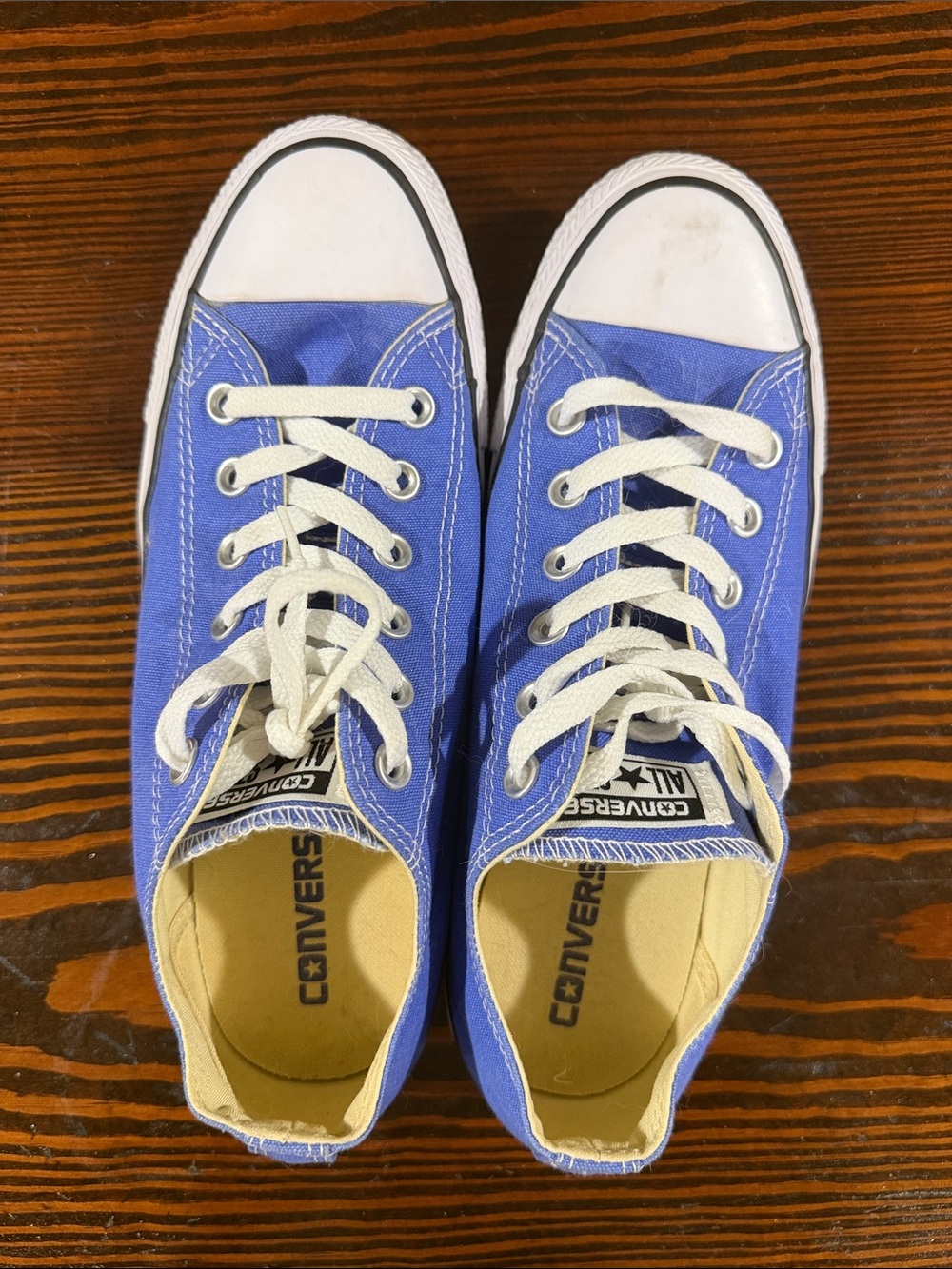 Converse Low Top Canvas Sneakers - Blue & White size 9 - Picture 5 of 7
